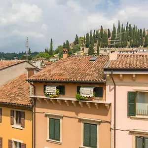https://luxury-design-apt-with-amazing-view.hotelinveneto.com