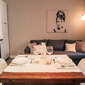 https://a-m-apartment-borgo-trento.hotelinveneto.com