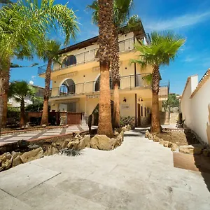  Apartment Helios Casa Vacanze